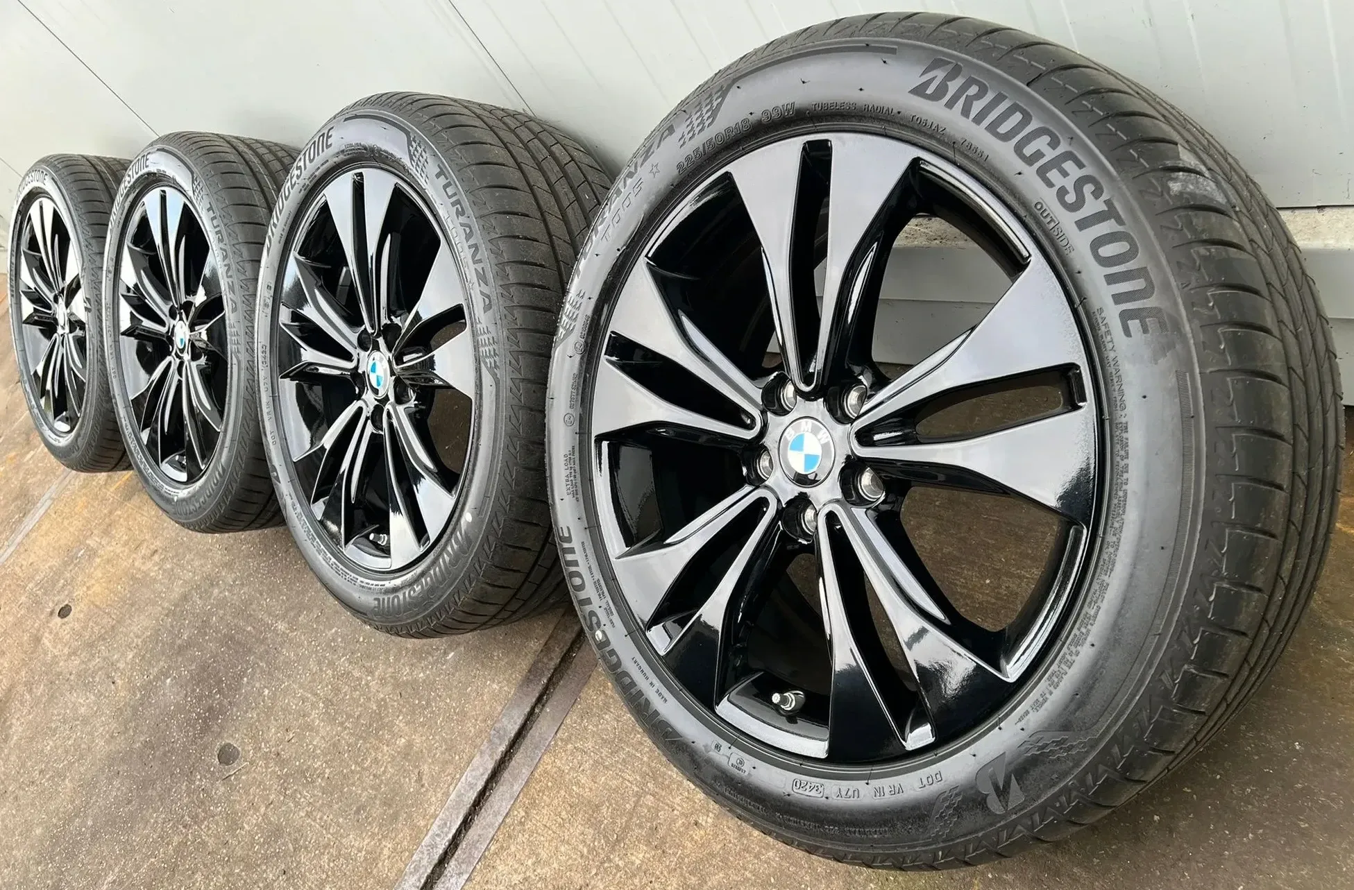 Original BMW X1 F48 X2 F39 18 Zoll Sommerräder Doppelspeiche